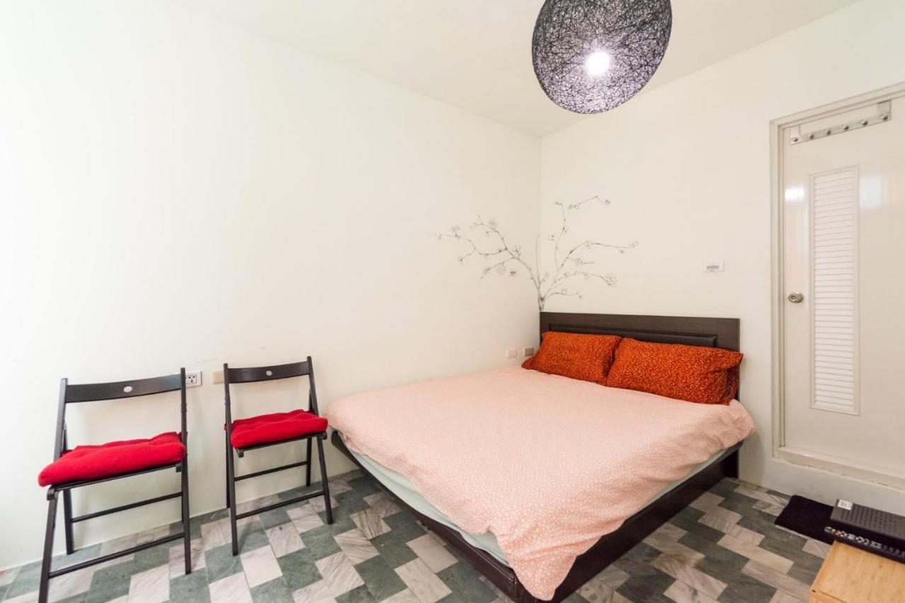 South Traveller Appartement Tainan Buitenkant foto